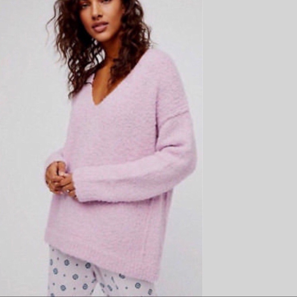 Free People Lofty V-Neck Sweater Alpaca Blend Boucle Oversized Lavender Medium